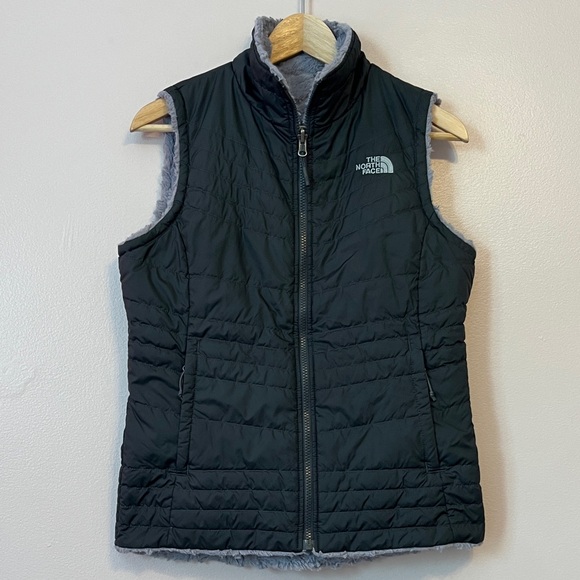 The North Face Jackets & Blazers - North Face Mossbud Swirl Insulated Reversible Faux Fur Vest Winter Gray Small